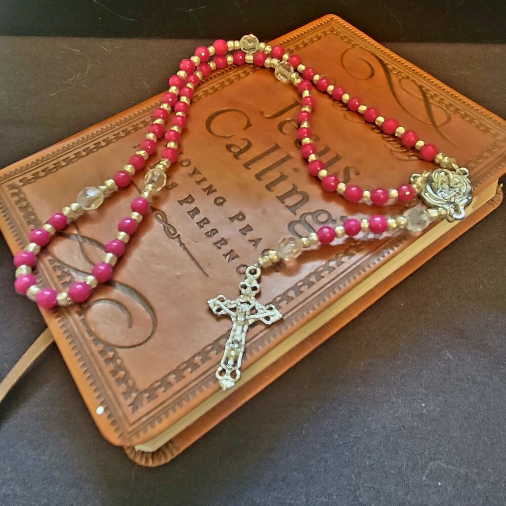 Beautifully Designed and Created with Shades of Pink and Silver Tones Rosary NEW